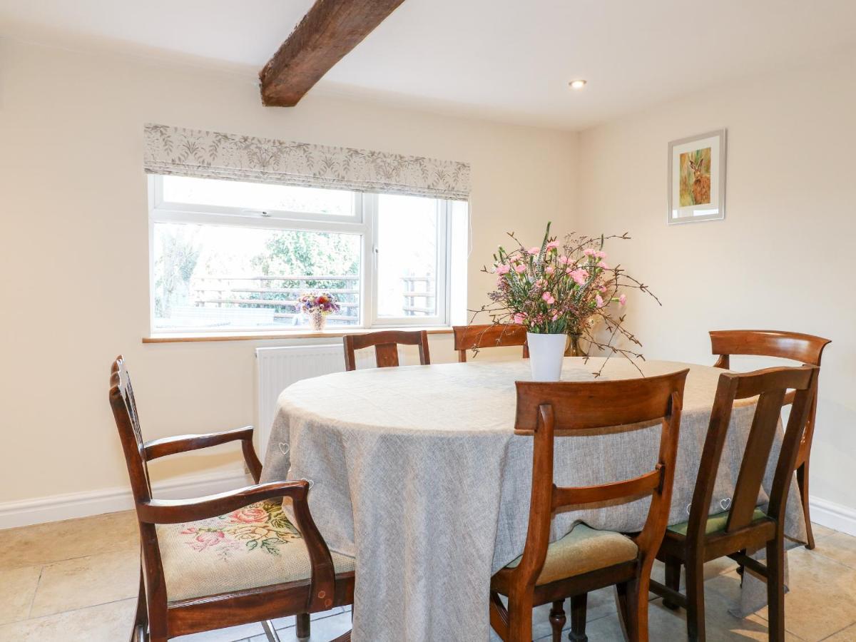 Tolldish Cottage Stafford Exterior foto